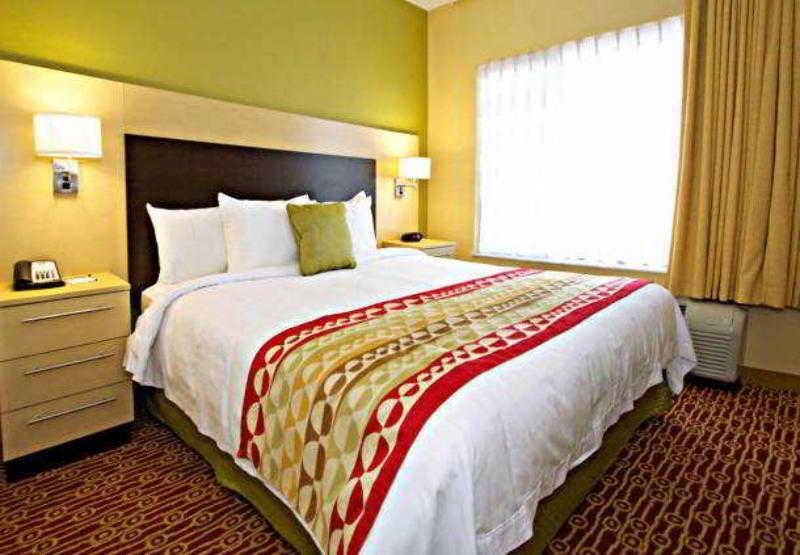 Towneplace Suites By Marriott Phoenix Goodyear Exteriör bild